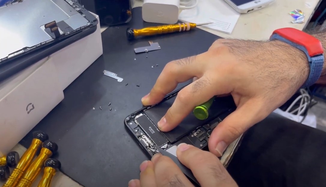 iPhone 7 Şarj Sorunu nasıl düzeltilir